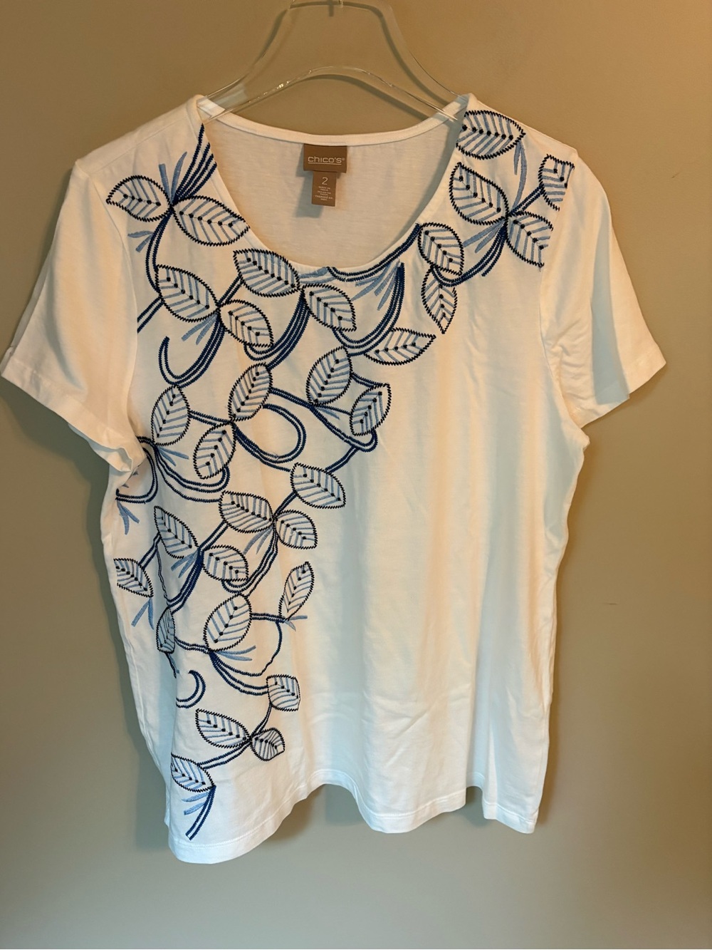 Chico's White Tee with Navy Leaf Embroidery | Women's Sz 2 (Chico's) Sz 12